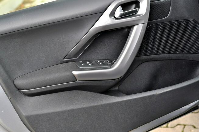 Peugeot 2008 _1.2T 110 KM Lift Navi Led Klima Parktronik_