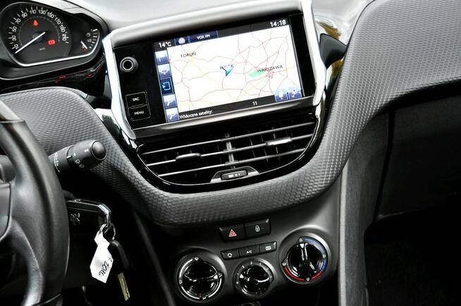 Peugeot 2008 _1.2T 110 KM Lift Navi Led Klima Parktronik_