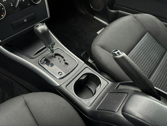 Mercedes B180 116km benzyna AUTOMAT klima SERWIS bezwypadek 2012