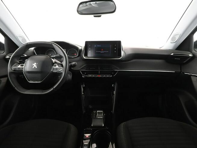Peugeot 2008 automat LED klima auto kamera i czujniki parkowania