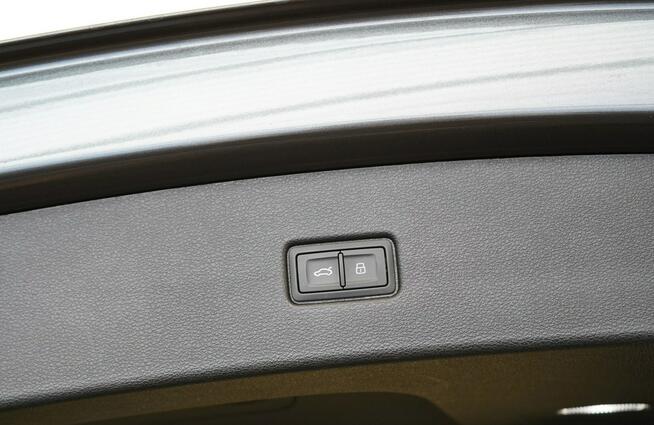 Audi Q5 45 TFSI Quattro VirtualPlus Matrix Pneumatyka TempomatACC Hak Ambiente