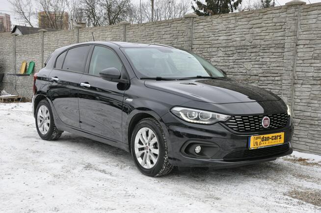 Fiat Tipo 1.4 95KM hatchback LED Navi Kamera Czujniki Alufelgi