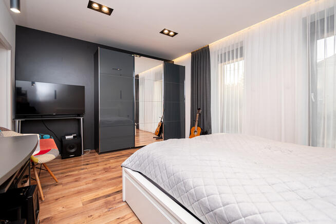 Na sprzedaż wyjątkowy, wolnostojący dom-os. Tyniec