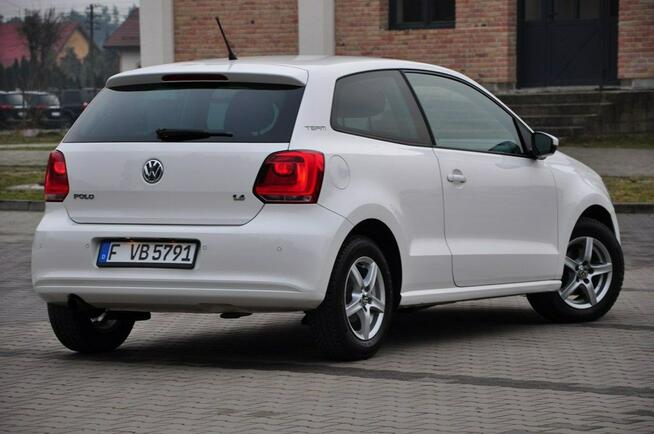 Volkswagen Polo 1.4 MPi 85 KM Klimatyzacja Czujniki Parkowania Alufelgi Tempomat
