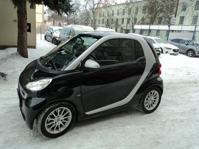 sprzedam ładnego mercedesa SMARTA FORTWO COUPE 800 70KM