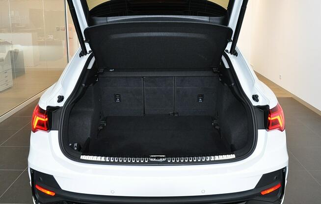 Audi Q3 40TFSI Quattro Sline Virtual Led TempomatACC Kamera Alu19 Webasto