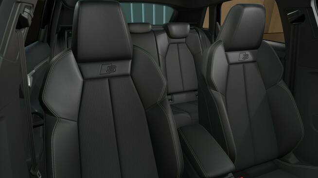 272KM_LeasingOd103%_Matrix_Kamera360_Virtual_CarPlay_Asystenci_FV23%