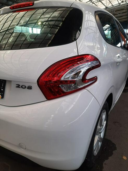 Peugeot 208 SUPER STAN MECHANICZNY I WIZUALNY, BENZYNA 1.2, JAK NOWE OPONY ZIMOWE