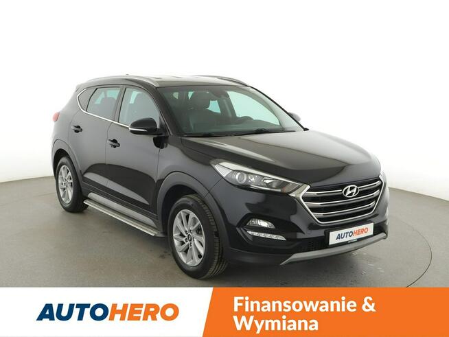 Hyundai Tucson Niski przebieg Navi Kamera cofania Klimatyzacja Podgrzewane fotele Blu