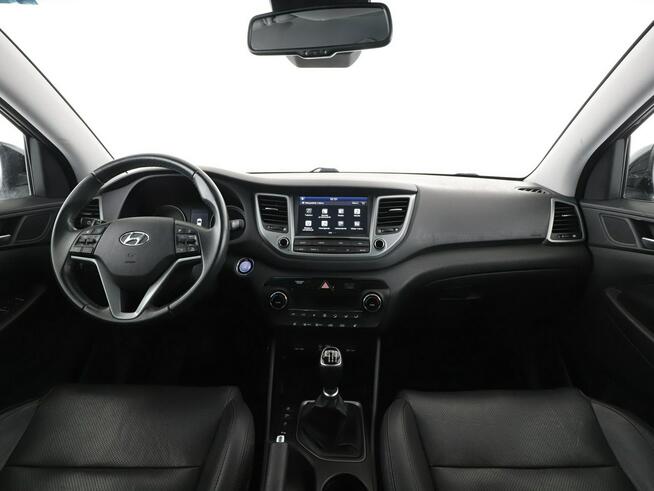 Hyundai Tucson Niski przebieg Navi Kamera cofania Klimatyzacja Podgrzewane fotele Blu