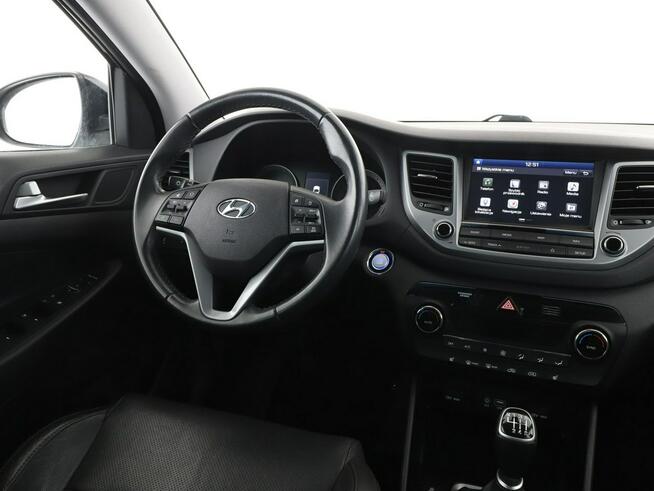 Hyundai Tucson Niski przebieg Navi Kamera cofania Klimatyzacja Podgrzewane fotele Blu