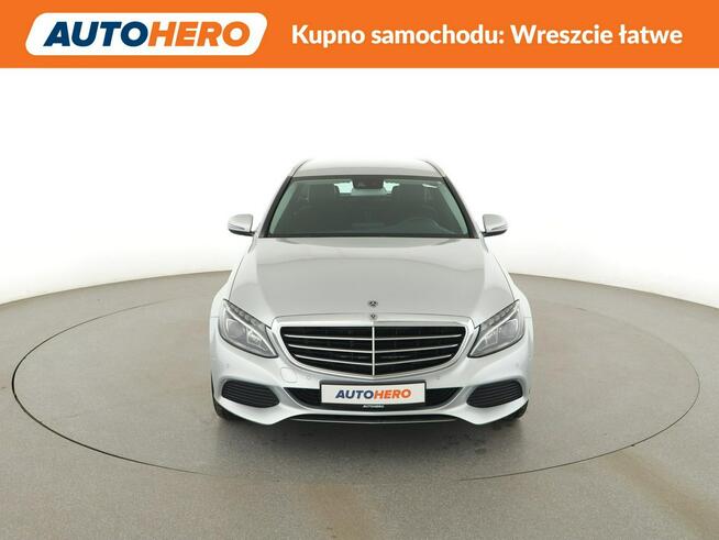 Mercedes C 180 4x4 full LED navi klima auto kamera i czujniki parkowania panorama grz