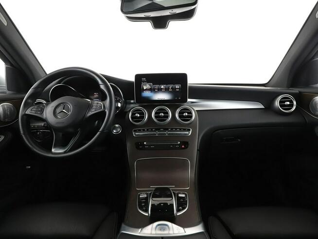 Mercedes GLC 250 FV23% Exclusive 4Matic automat skóra panorama grzane fotele navi kamer