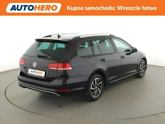 Volkswagen Golf DSG klima auto navi grzane fotele czujniki parkowania