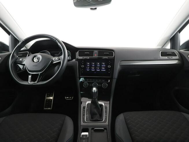 Volkswagen Golf DSG klima auto navi grzane fotele czujniki parkowania