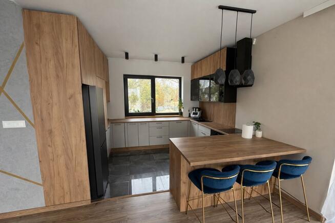 Dom 2024 107 m² działka 1124 m² wyposażony Sienno