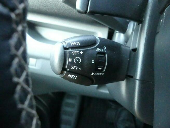 Opel Vivaro 2,0 Cdti 177KM Automat 5-osobowy ,Kamera cofania , asystent pasa ruchu