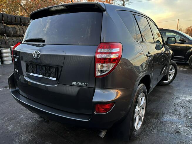 Rav-4 2.0 Premium 158km hak CLIMATRONIC serwis BEZYWPADEK 2009
