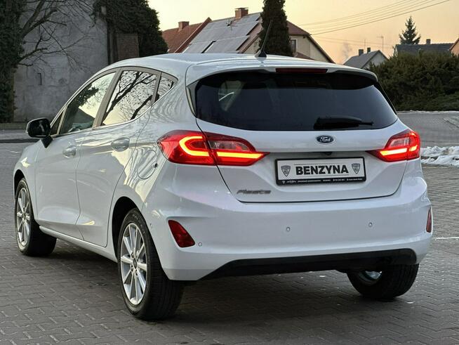 Ford Fiesta MK8 2018r Benzyna 100KM Automat Navi Led Kamera PDC Zarejestrowany