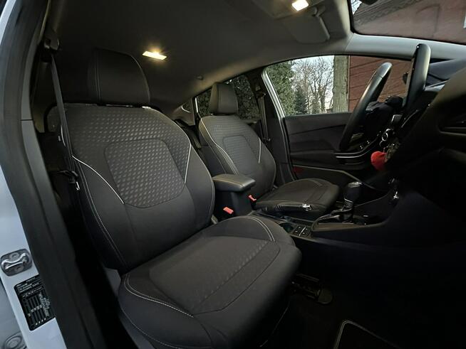 Ford Fiesta MK8 2018r Benzyna 100KM Automat Navi Led Kamera PDC Zarejestrowany
