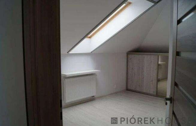 Dwupoziomowe mieszkanie w Markach