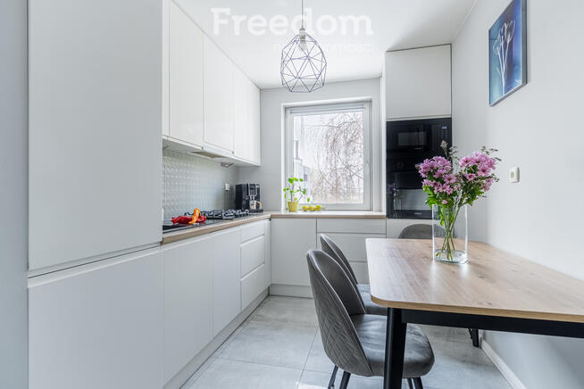 Skarbka Z Gór 64,5m 3 pok 2007rok