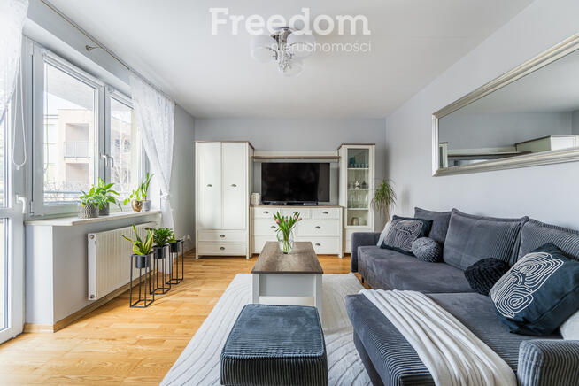 Skarbka Z Gór 64,5m 3 pok 2007rok