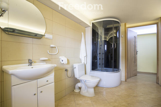 Kamienica w centrum Rzeszowa z częścią usługową