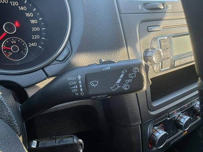 Volkswagen Golf 1.6 TDI 105 KM, Klimatyzacja, Alufelgi, Isofix, Komputer, Relingi