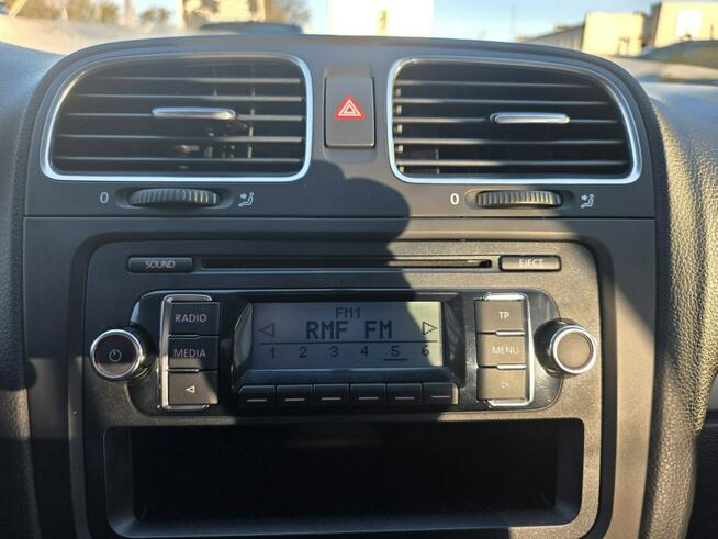 Volkswagen Golf 1.6 TDI 105 KM, Klimatyzacja, Alufelgi, Isofix, Komputer, Relingi
