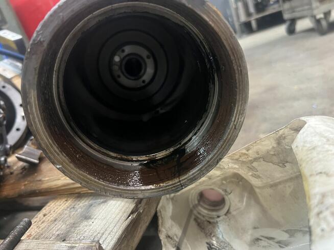 Siłownik hydrauliczny Tłok fi 110 tłoczysko fi90 ruch 200mm