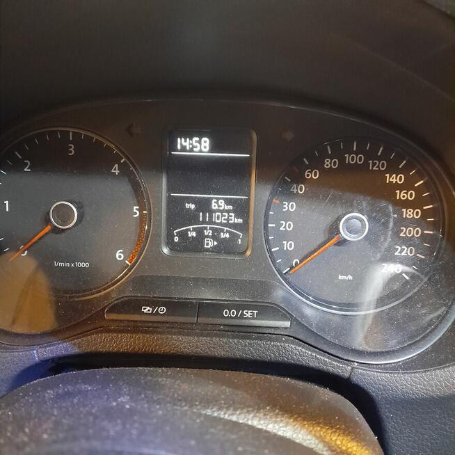 Vw polo 2013r 4,5l/100km
