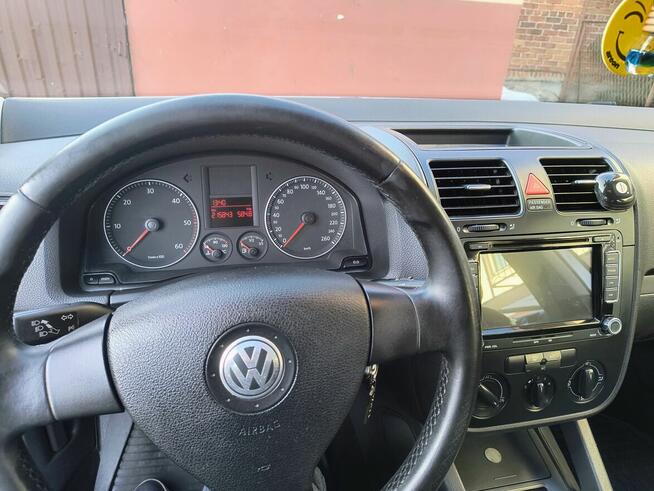Sprzedam Golf 5 kombi 1.9 TDI 105 Km 2009