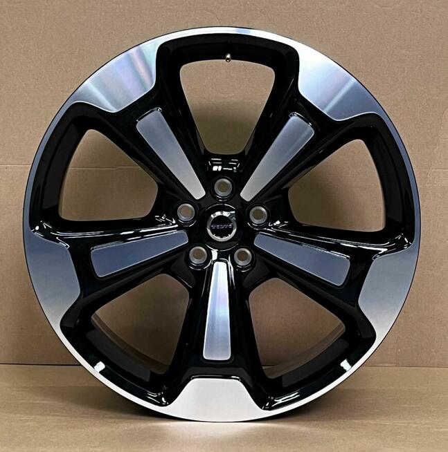 Felgi 20 cali Volvo XC40 316.500.09 8Jx20 ET50,5 5x108