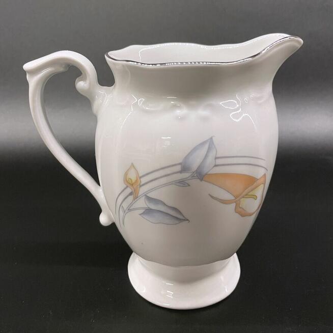 Serwis kawowy 8 osobowy Chodzież Porcelana