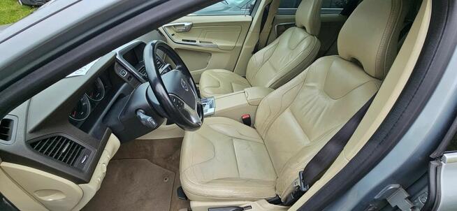 Volvo XC 60 Volvo XC60 r.2012 2.0D 163 km Ocean Race automat