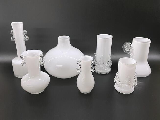 Zestaw 7 białych wazonów Maroka Krosno PRL