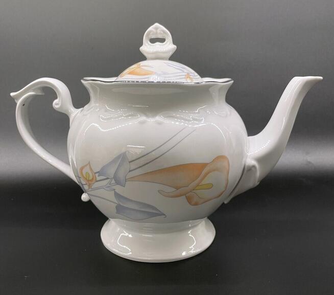 Serwis kawowy 8 osobowy Chodzież Porcelana