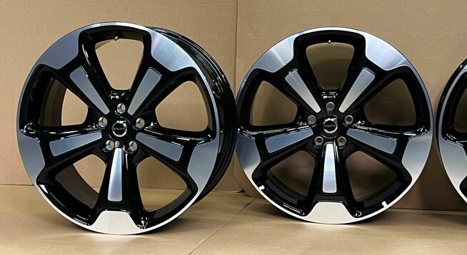 Felgi 20 cali Volvo XC40 316.500.09 8Jx20 ET50,5 5x108