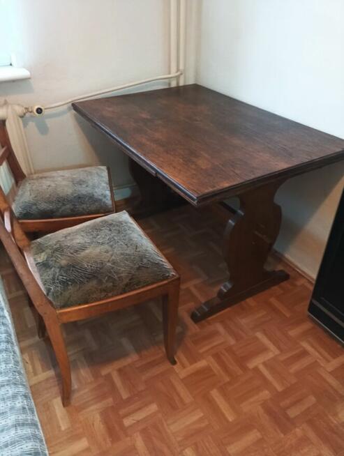 Sprzedam stół i krzesła z PRL