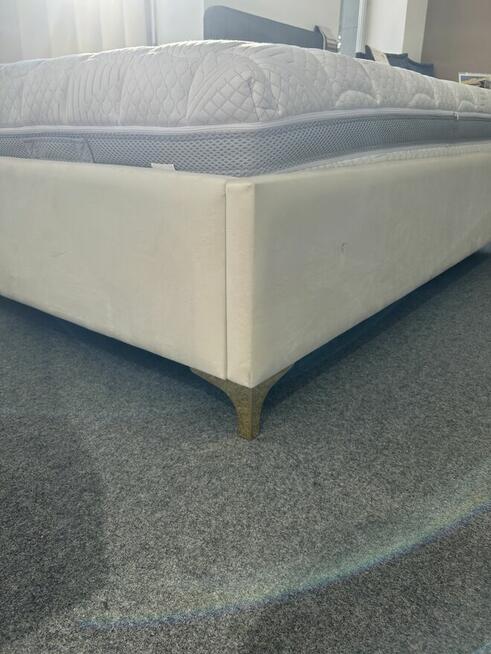 Łóżko tapicerowane 160x200cm z pojemnikiem