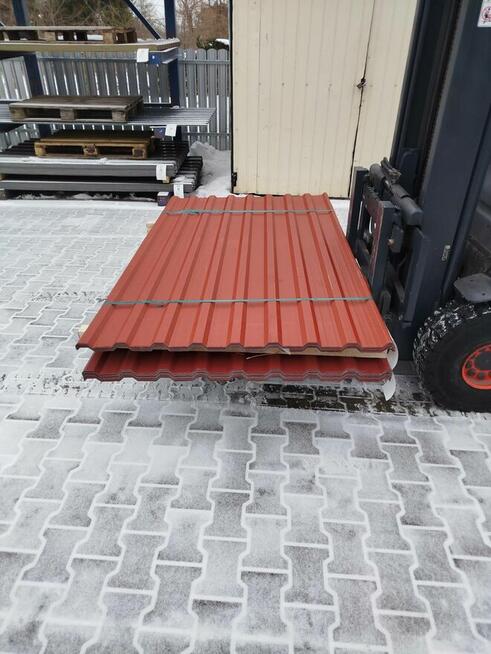 Blacha trapezowa T-18 – II gatunek czerwień mat