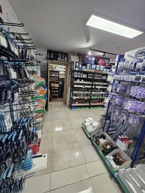 Budynek usługowo-handlowy 115 m² w centrum Wojsławic