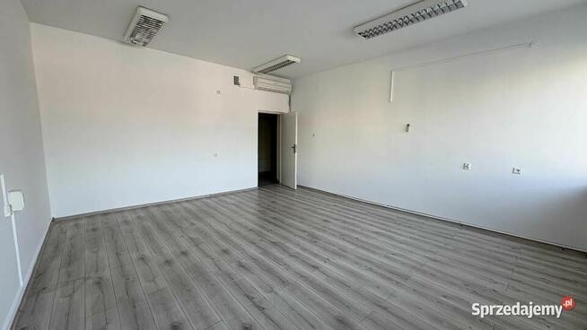 Pomieszczenie biurowe do wynajęcia - 28 m2 Kraków - Czyżyny