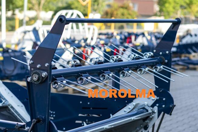 Rozwijarka ścielarka balotów bel siana słomy FK MACHINERY