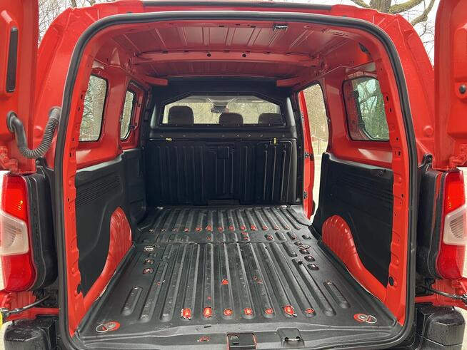 PEUGEOT PARTNER ! 2019 ! Automat !