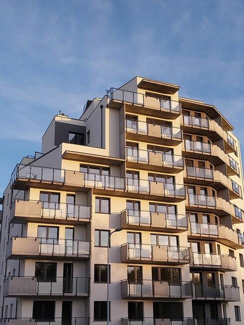 Sprzedam mieszkanie /74 m²/ VI piętro/ taras+balkon