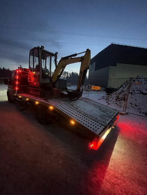 Pomoc drogowa holowanie laweta 24h