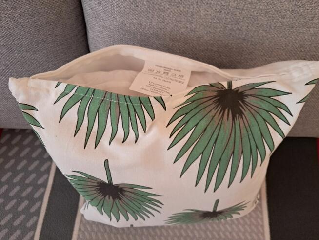 Poduszka dekoracyjna w zielone liście, nowa, do sprzedania