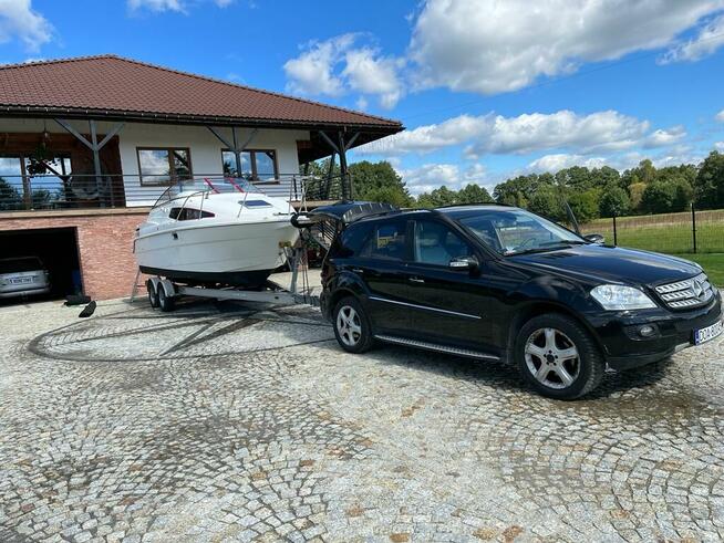 Jacht motorowy Bayliner kabinowy 8 osobowy